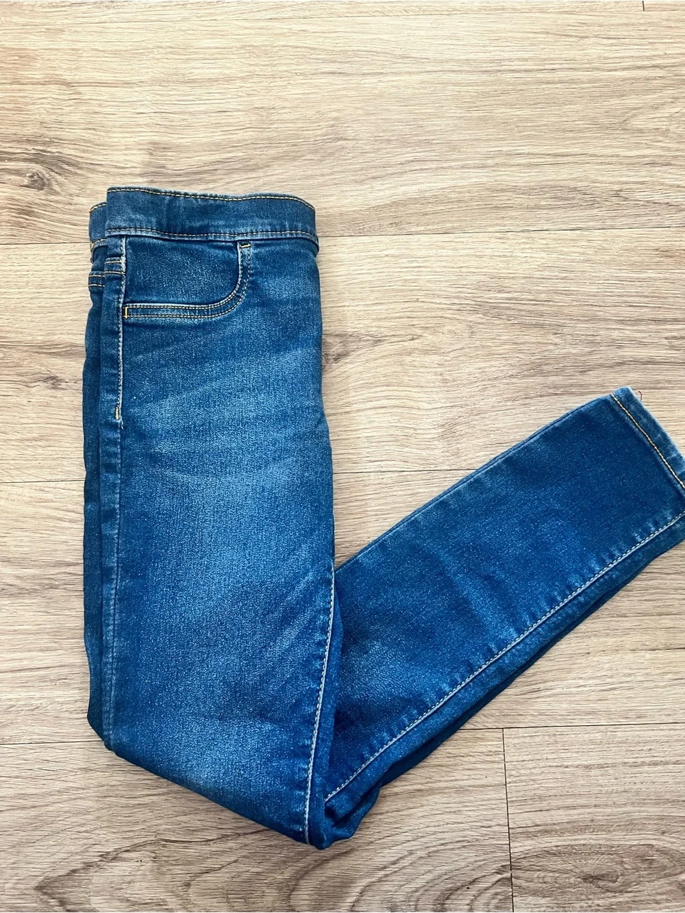Levi’s Pull-On Jegging Jeans in Dark Blue Wash